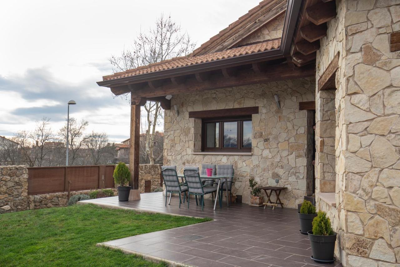 Casa Rural La Nava De Тиснерос Экстерьер фото
